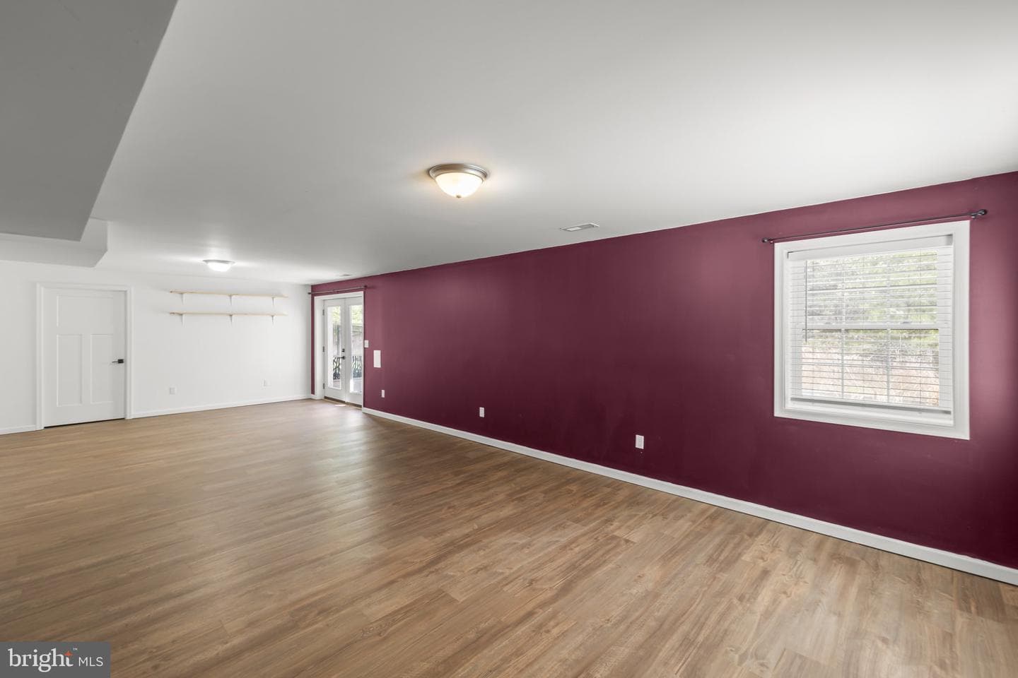 112 Colonial Drive photo 23