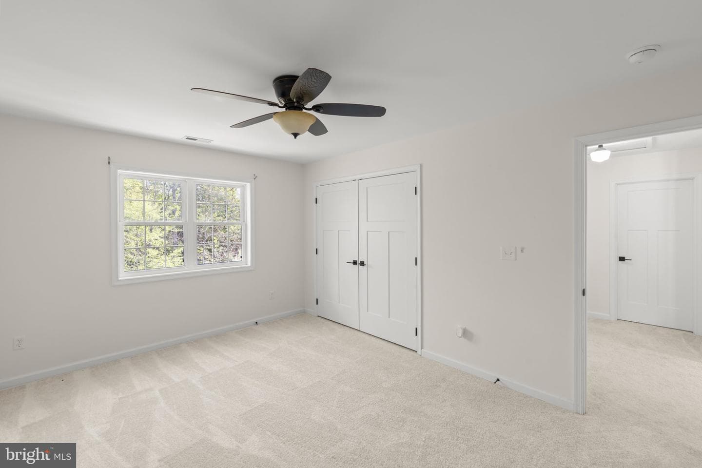 112 Colonial Drive photo 31