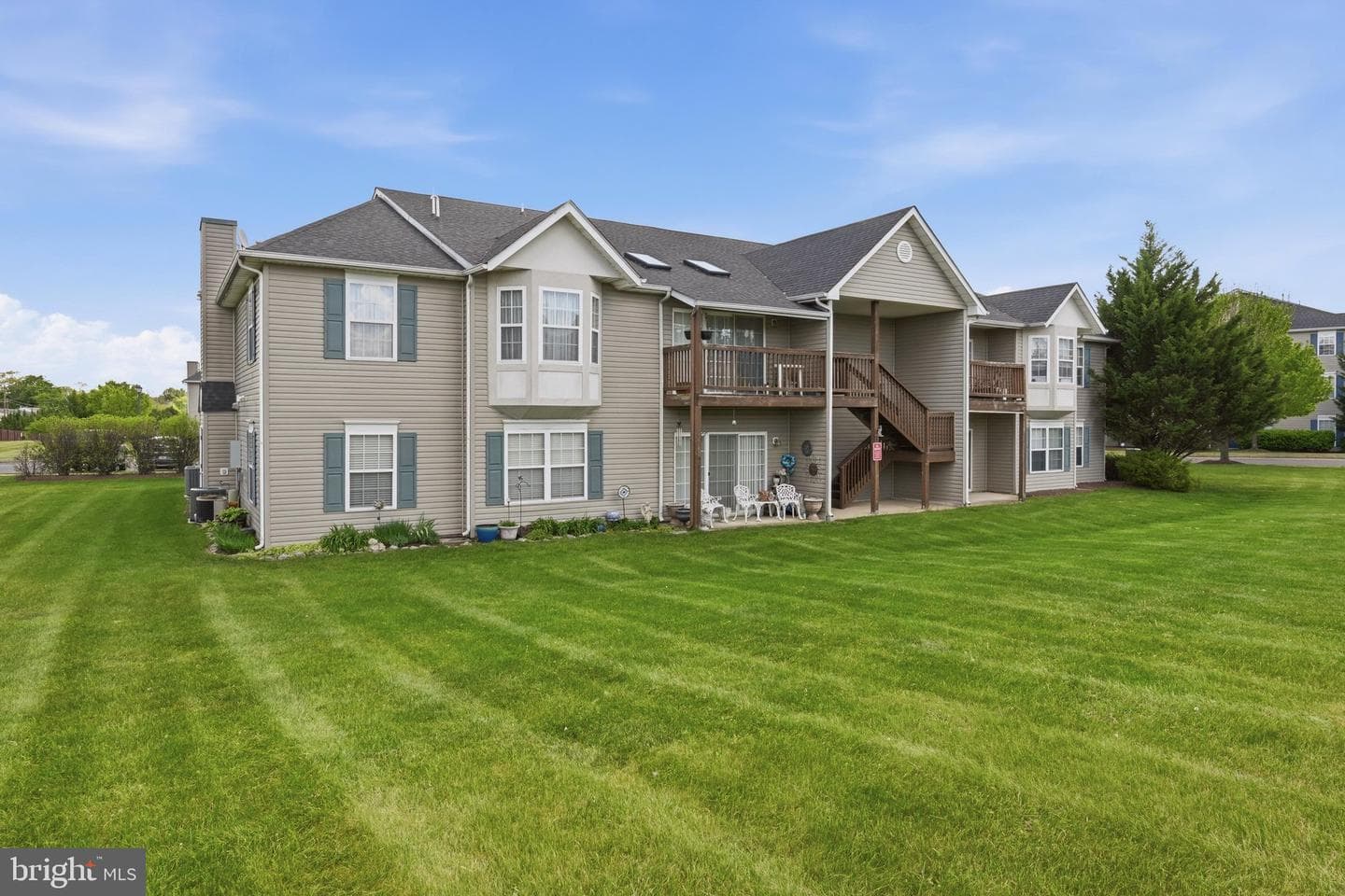 121 Brookland Court #8 photo 18