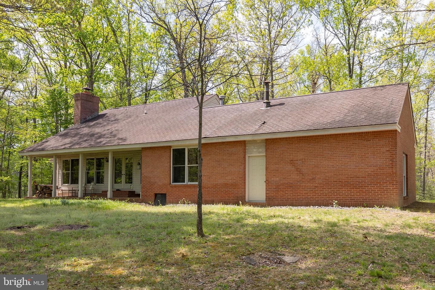 221 Settlers Lane photo 39