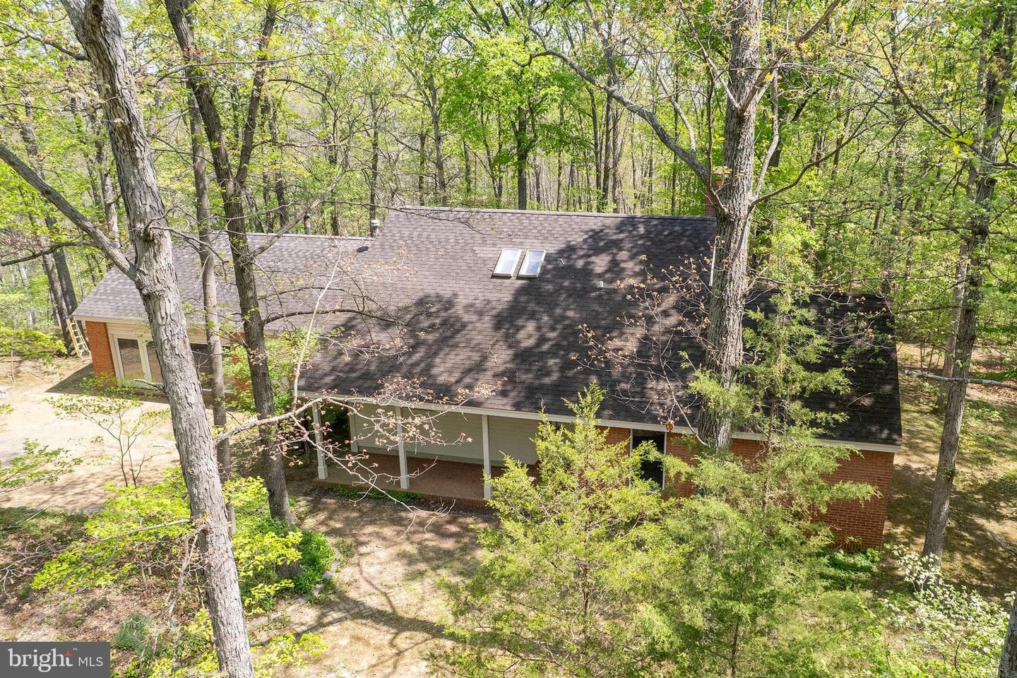 221 Settlers Lane photo 42