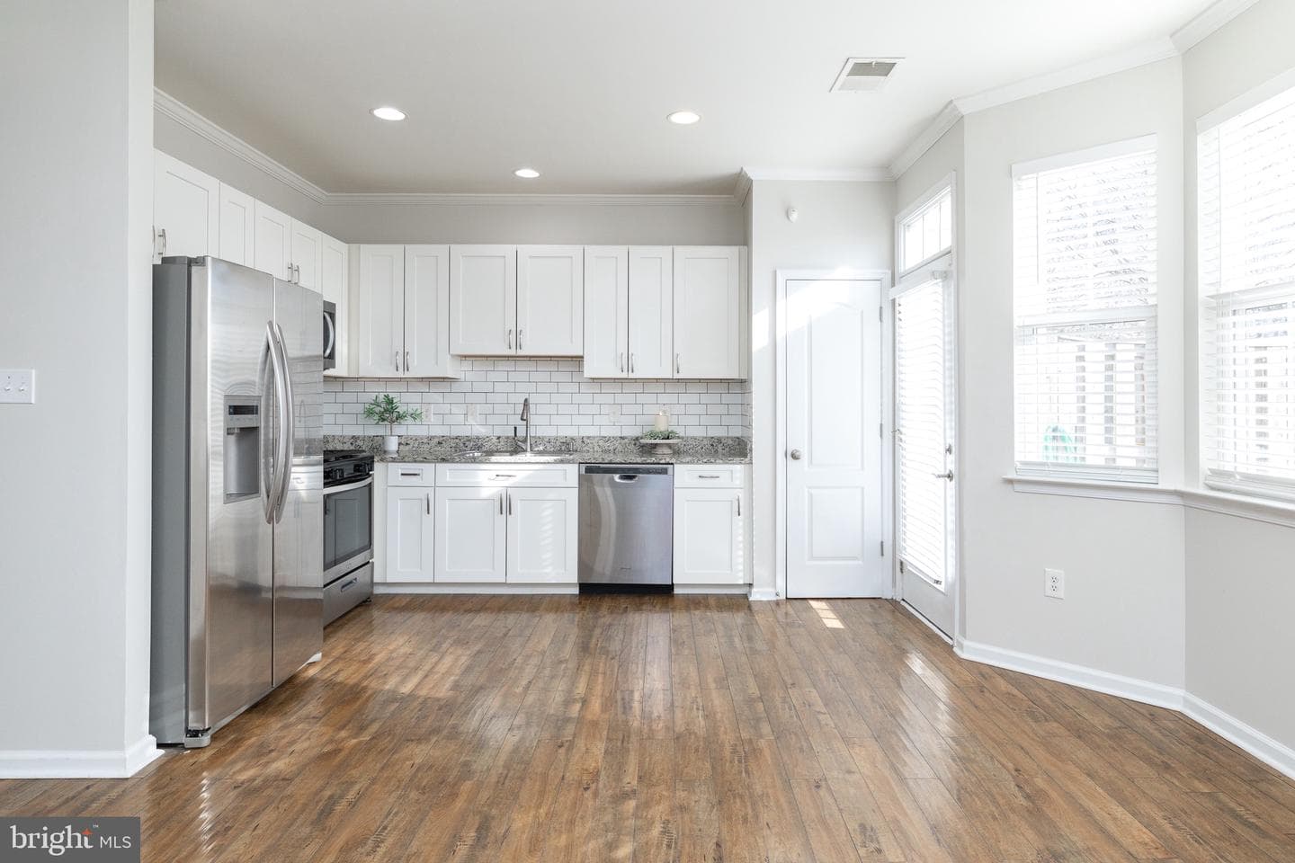 125 Carnoustie Lane photo 8