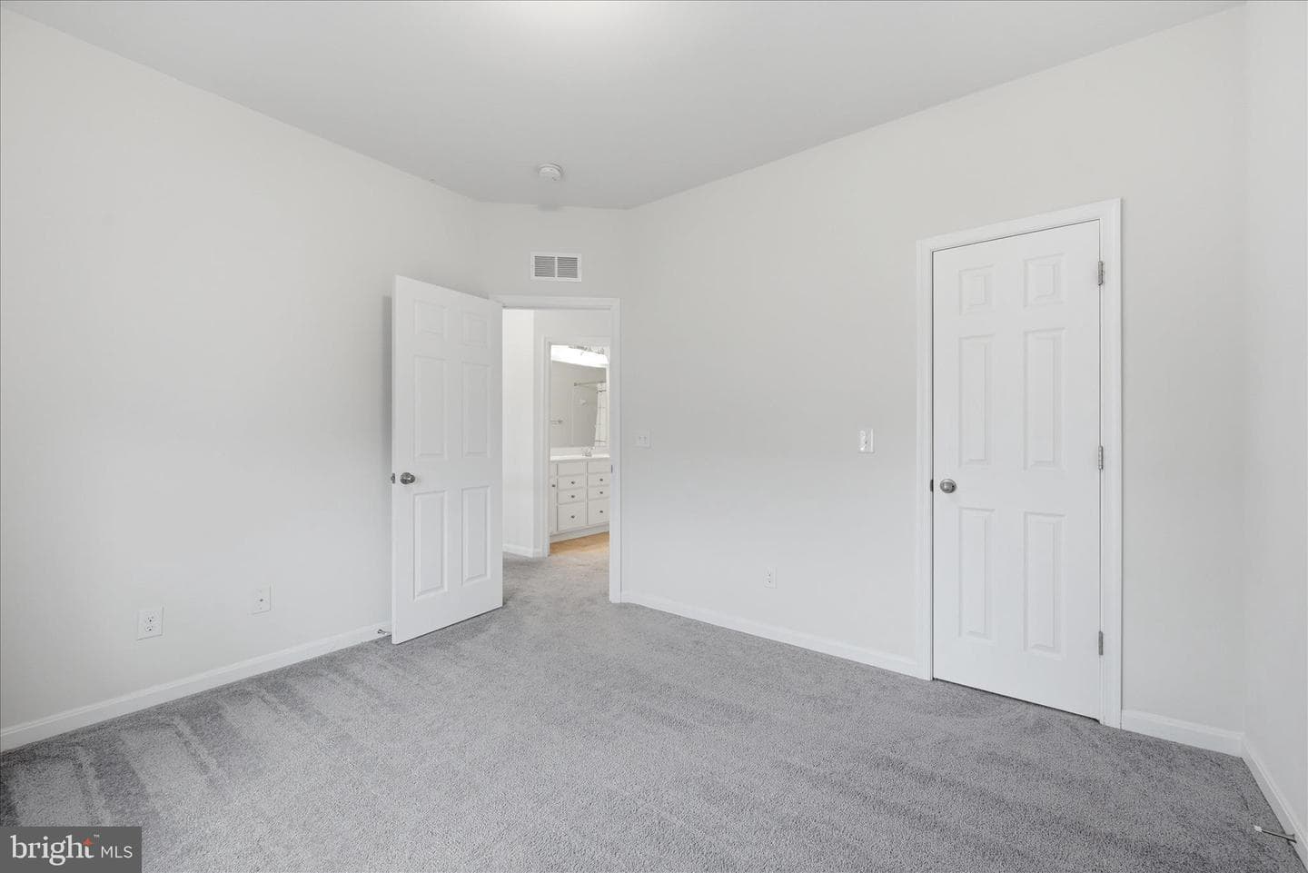 223 Dartmoor Drive photo 35