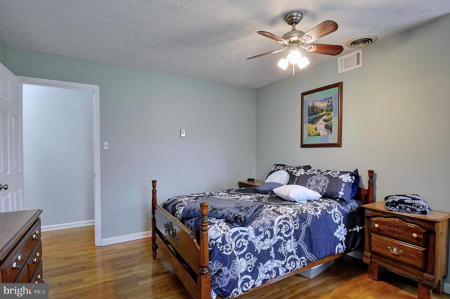 4312 Martinsburg Pike photo 26