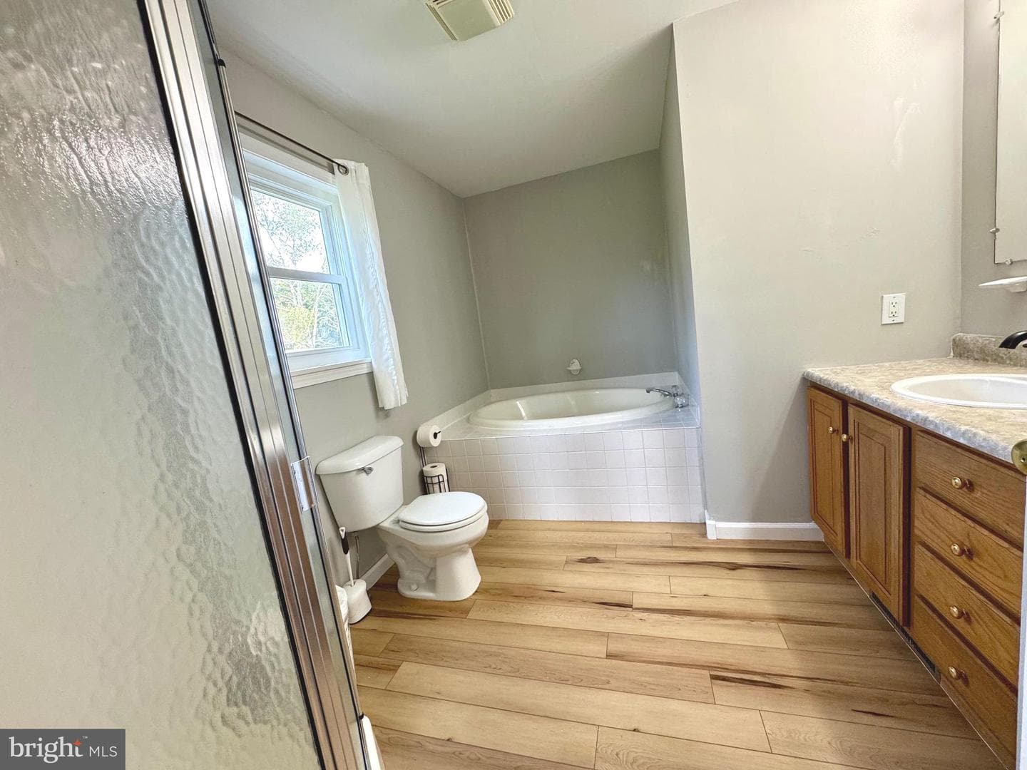 220 Snappy Lane photo 14