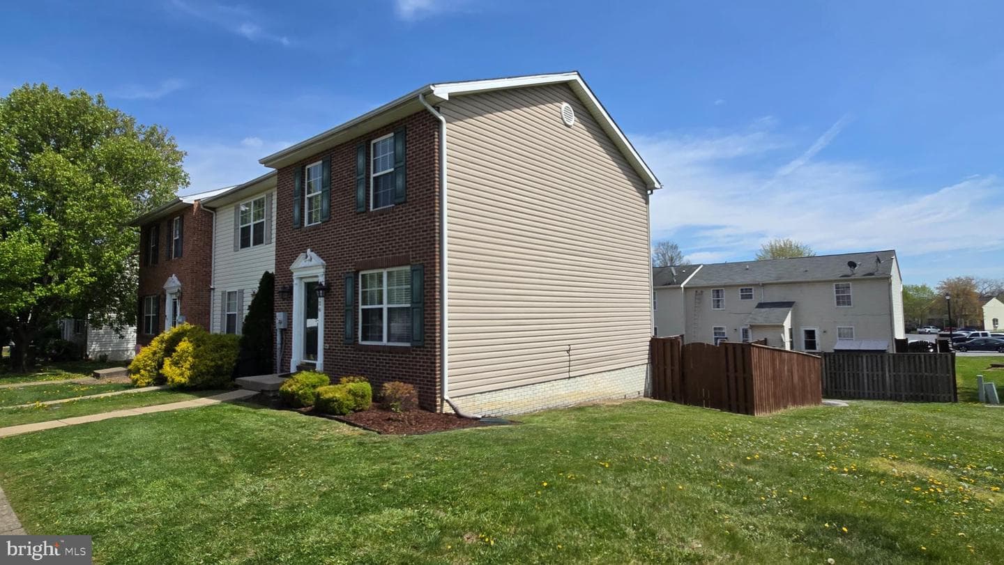 126 Equestrian Drive photo 3