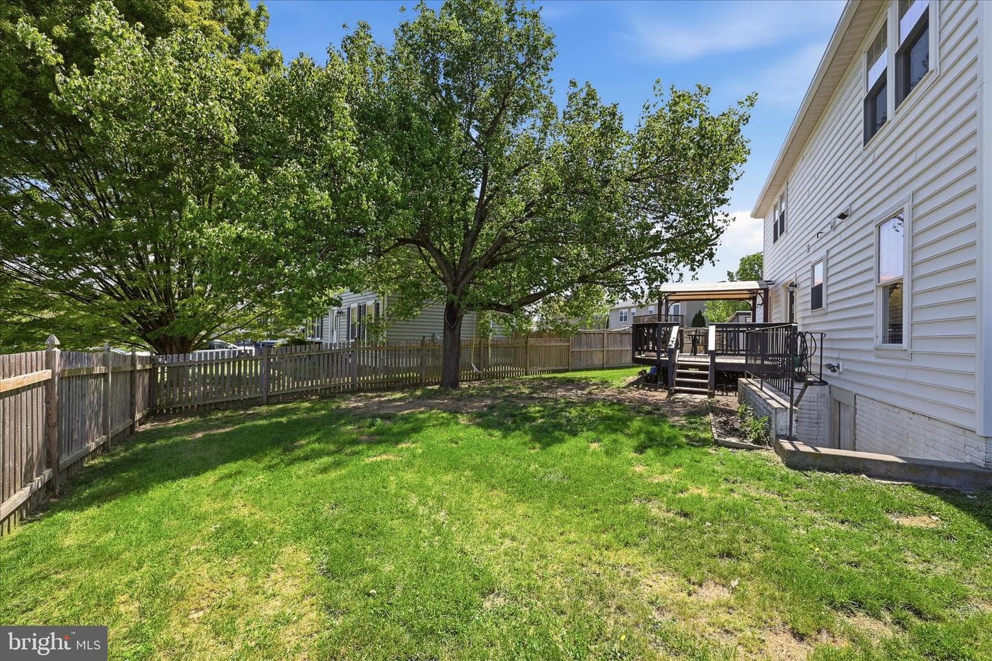 101 Sussex Circle photo 41