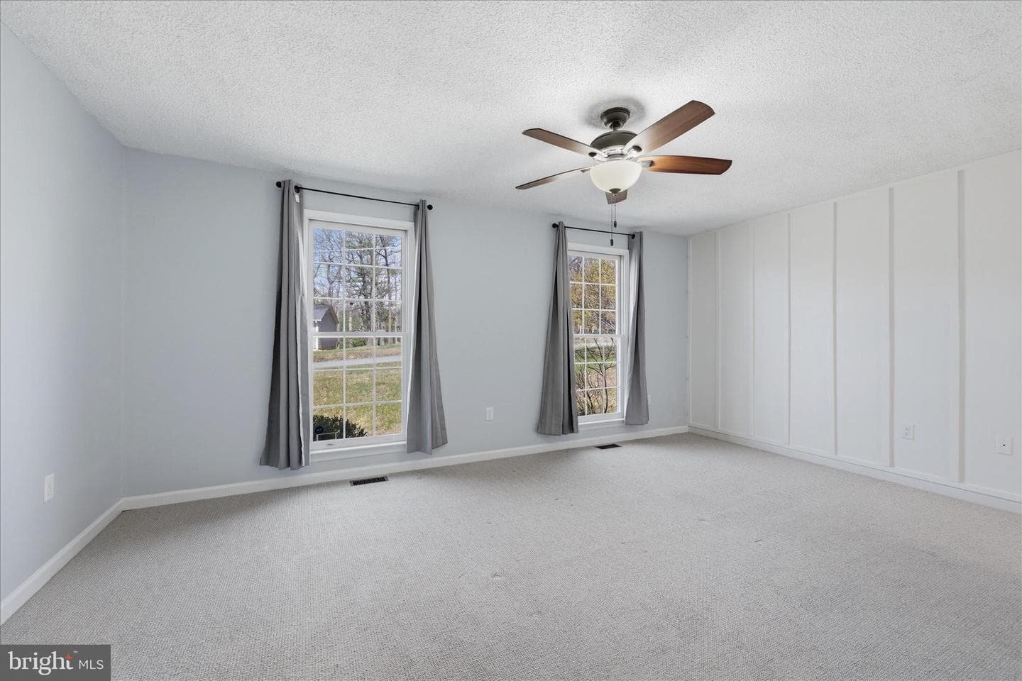 400 Lakeview Drive photo 21