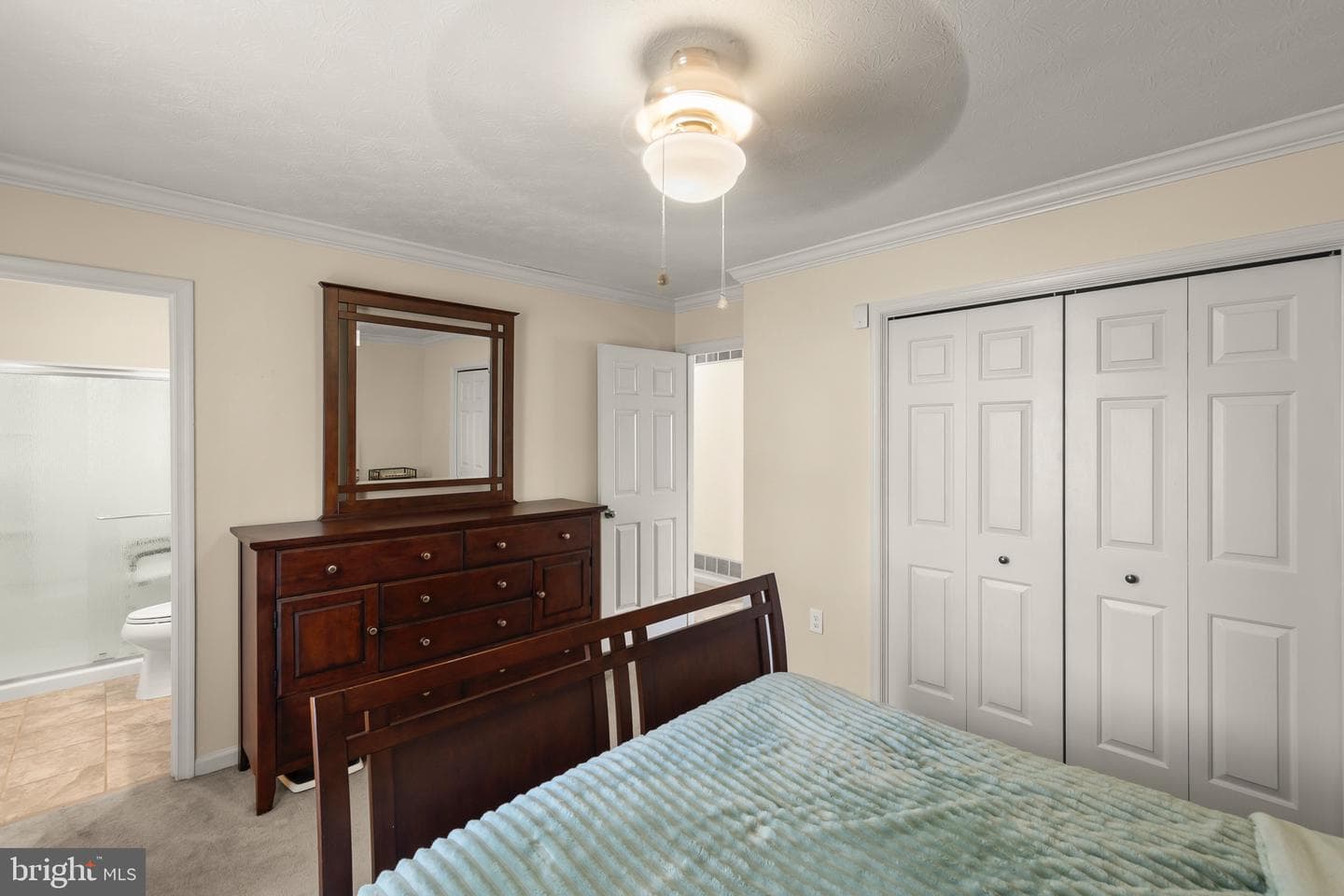 105 Lakewood photo 16