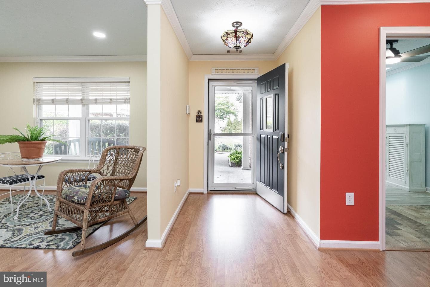 200 Crestwood Lane photo 5