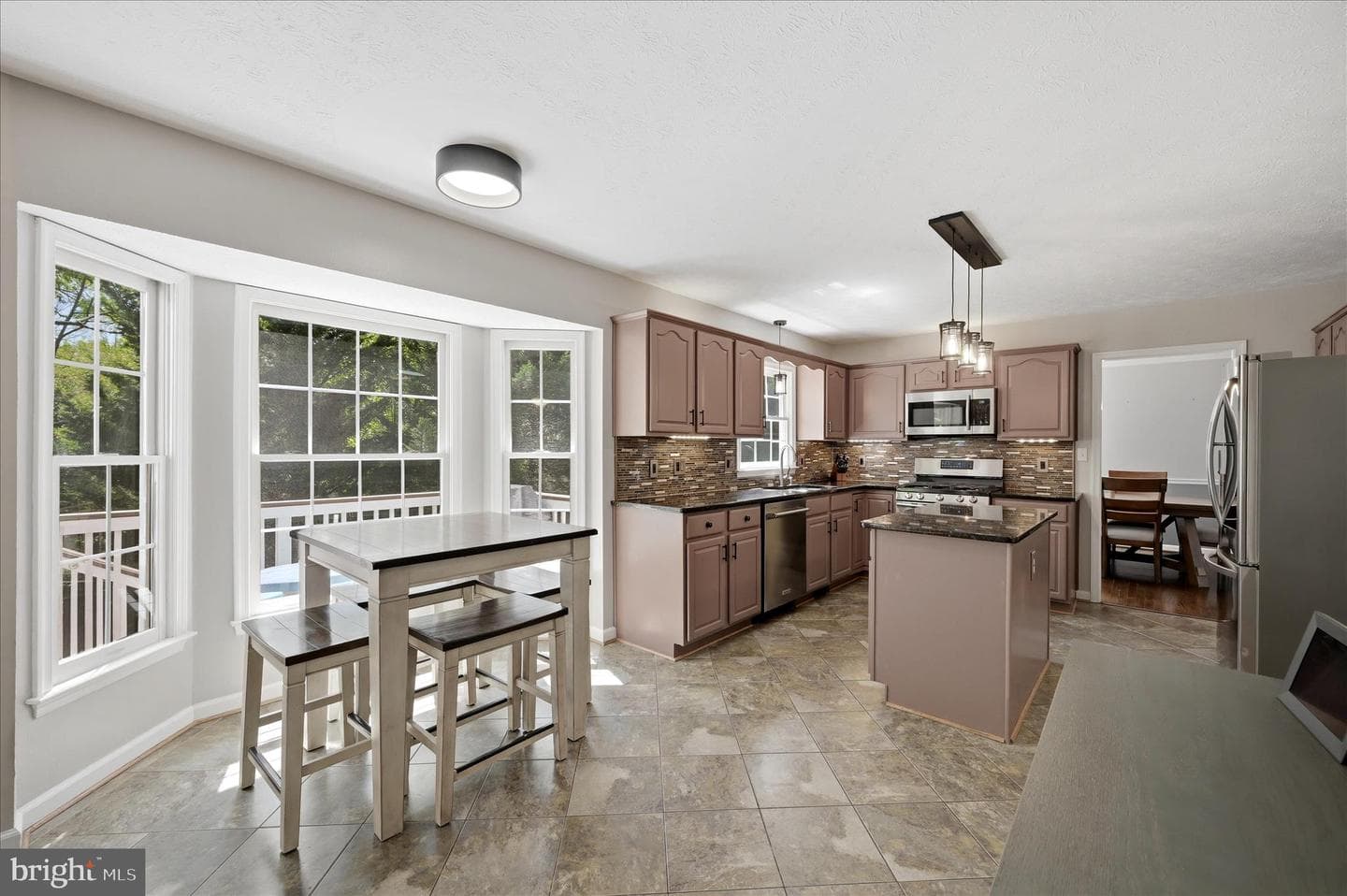228 Cavalry Drive photo 19