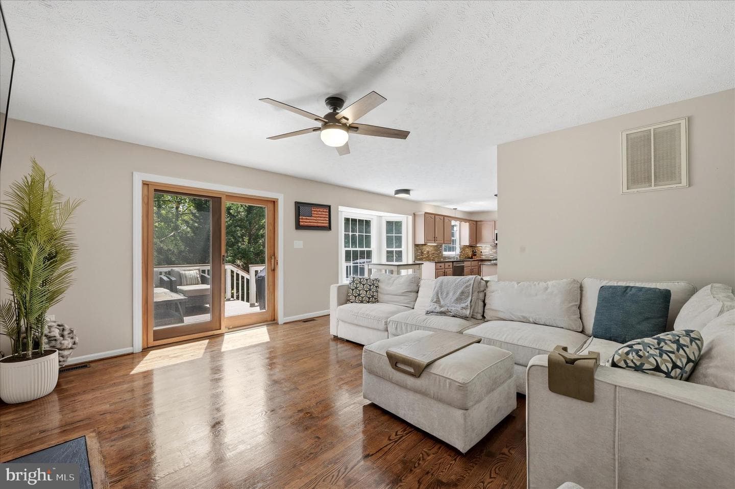228 Cavalry Drive photo 31