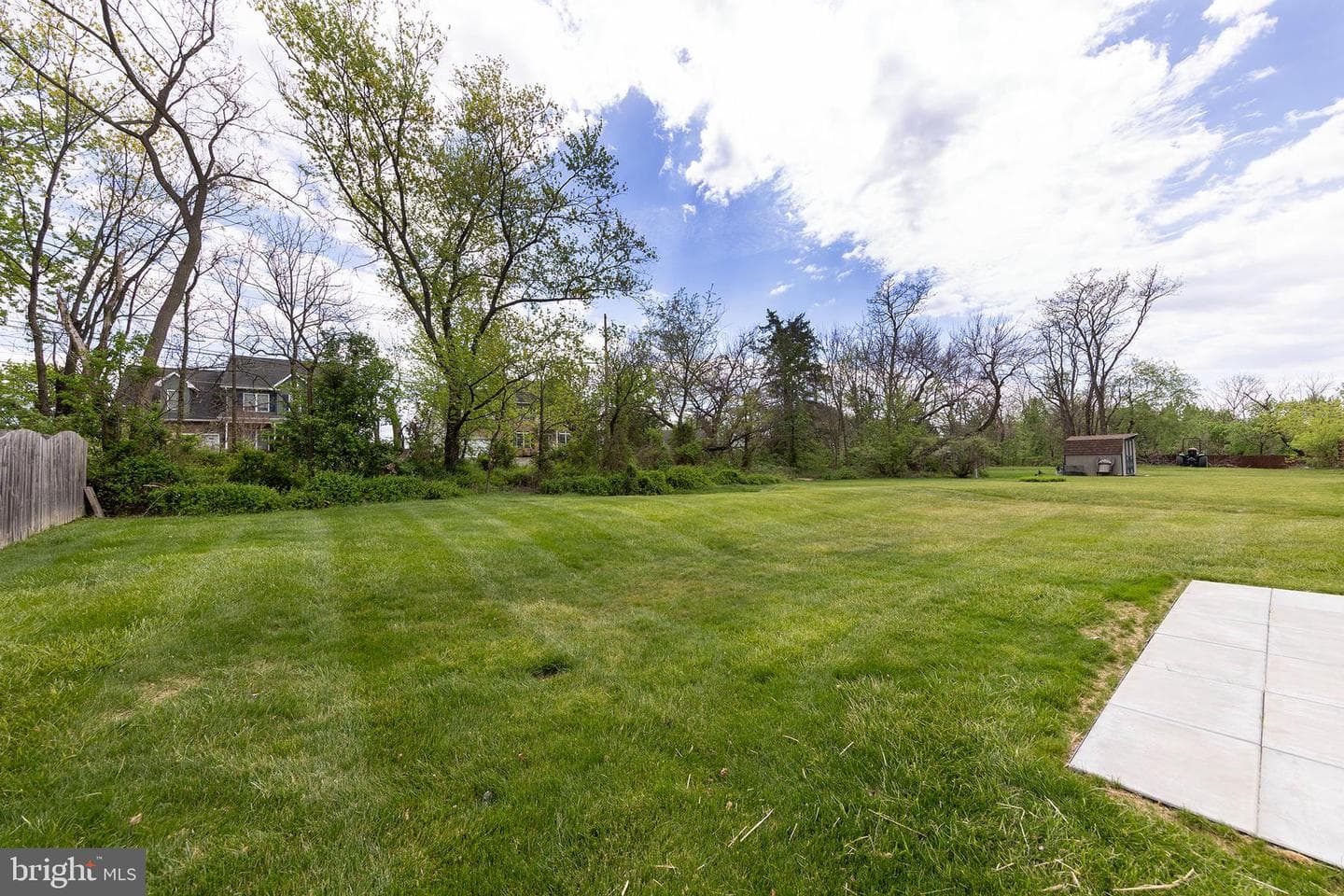 114 Pioneers Road photo 7