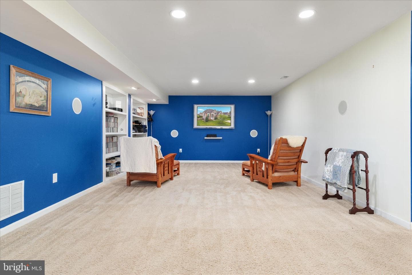 146 Darby Drive photo 32