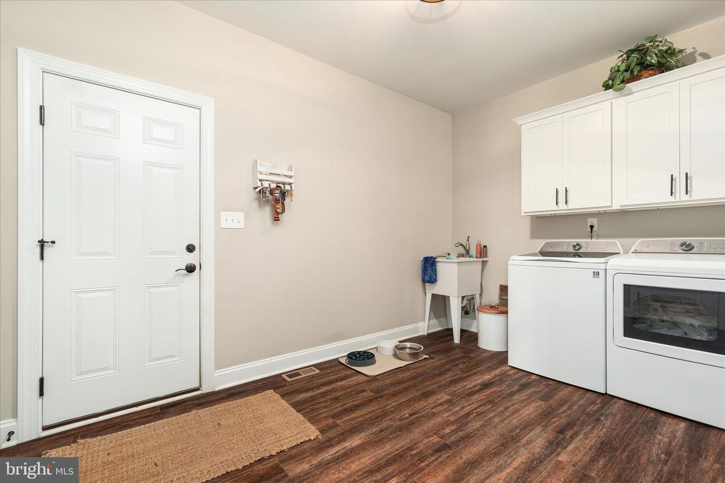 1015 Redbud photo 18
