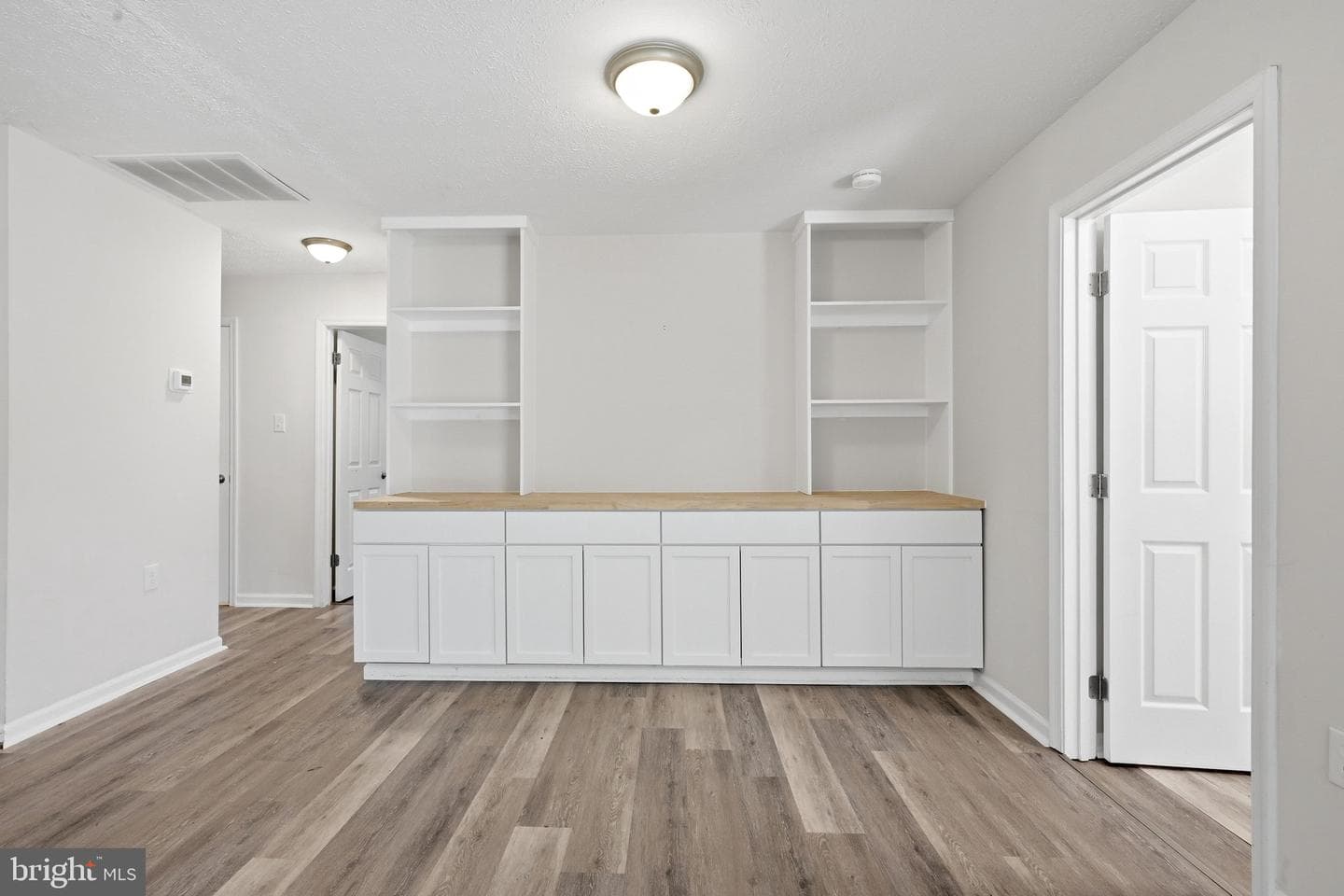 112 Lane Street photo 12