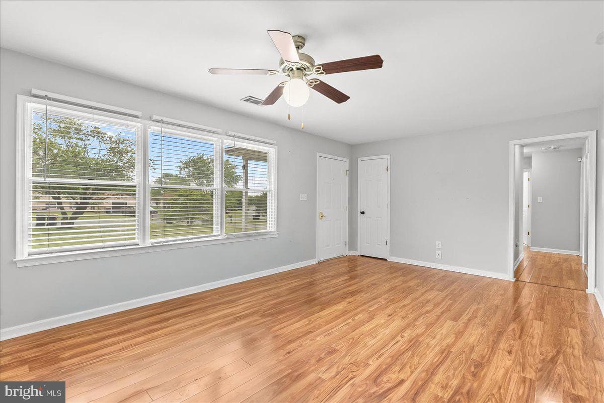 201 Nightingale Avenue photo 16