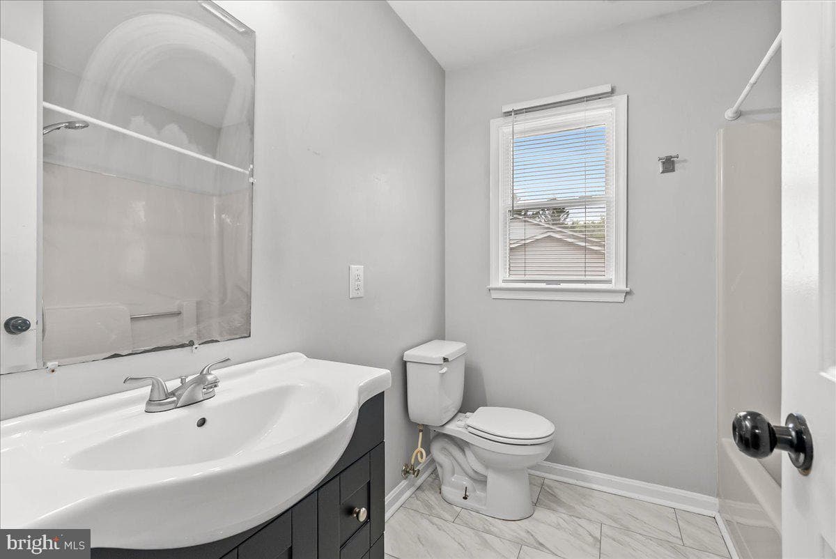 201 Nightingale Avenue photo 34