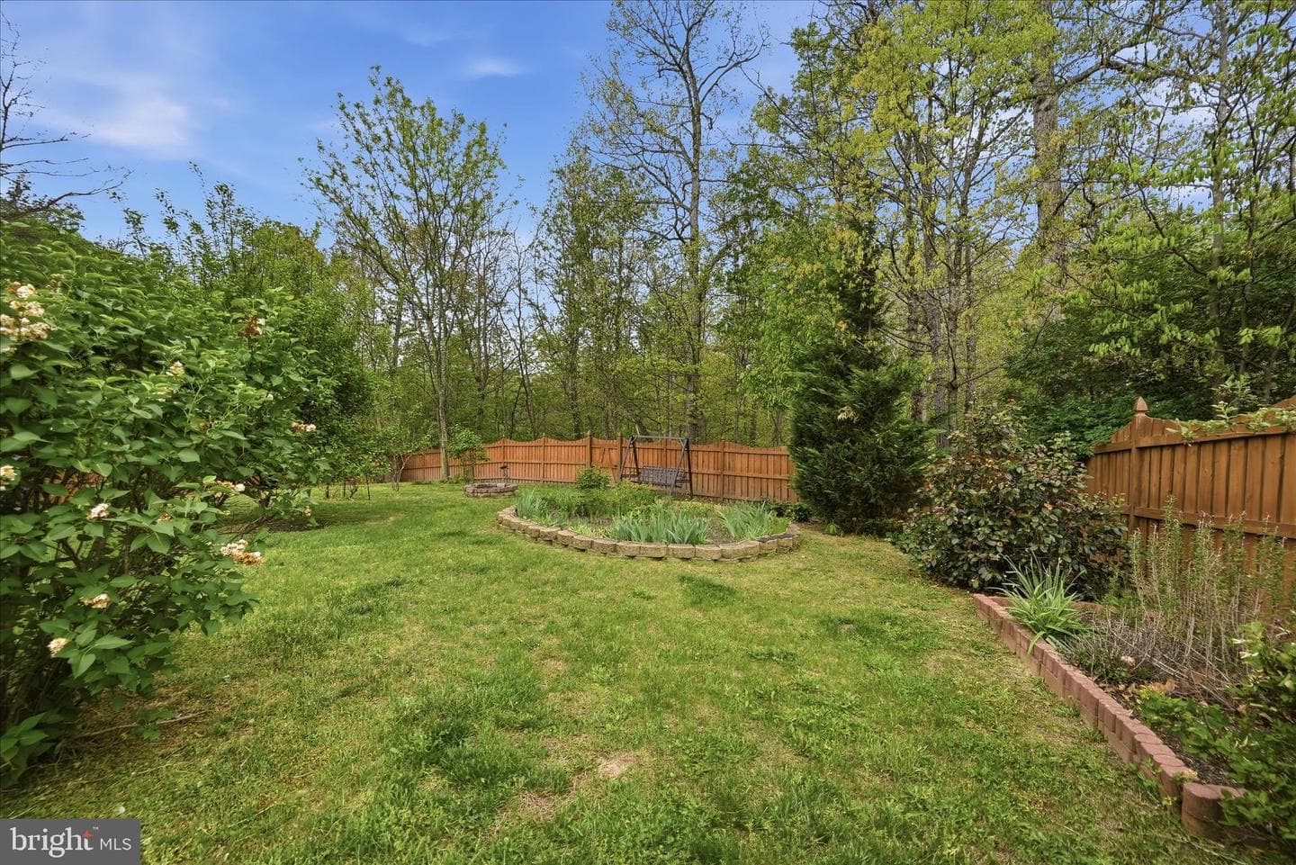 304 Morlyn Dr photo 4