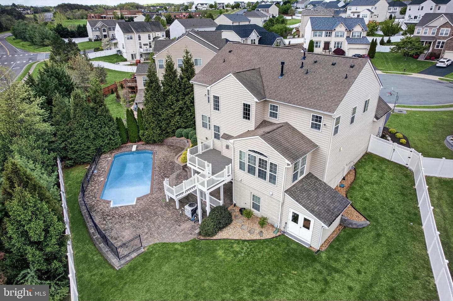 419 Lynnehaven Drive photo 62