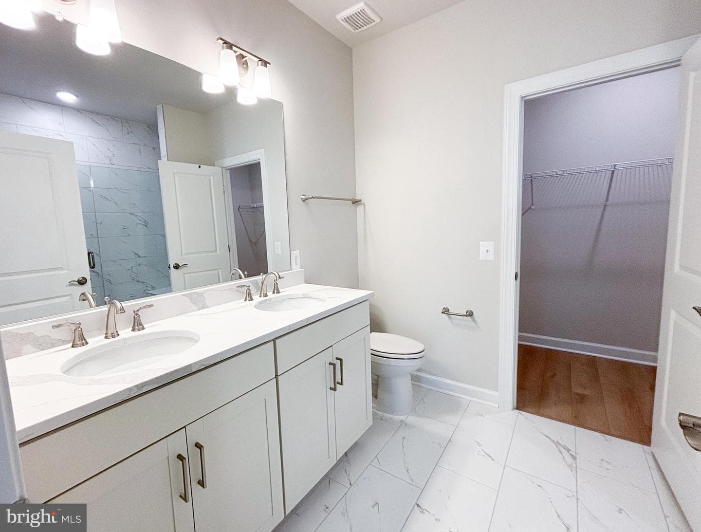 105 Heirloom Way photo 12