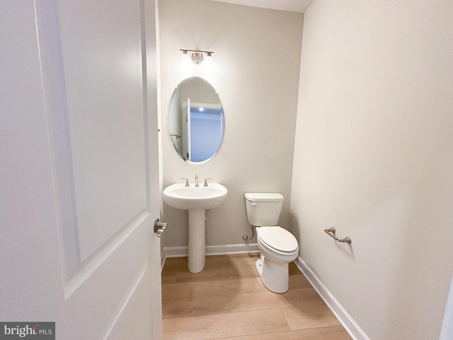 105 Heirloom Way photo 16