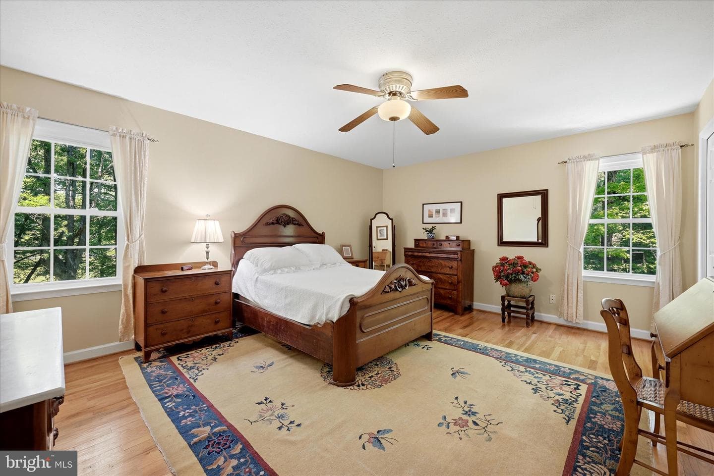 314 Greenfield Avenue photo 40