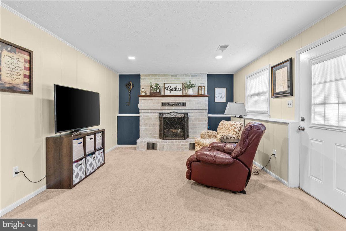 108 Wythe Avenue photo 19