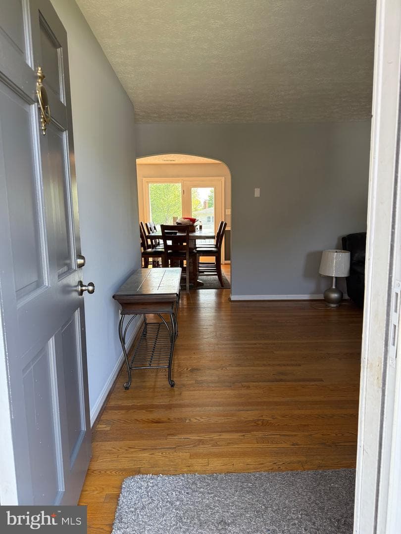 131 Country Club Circle, Winchester