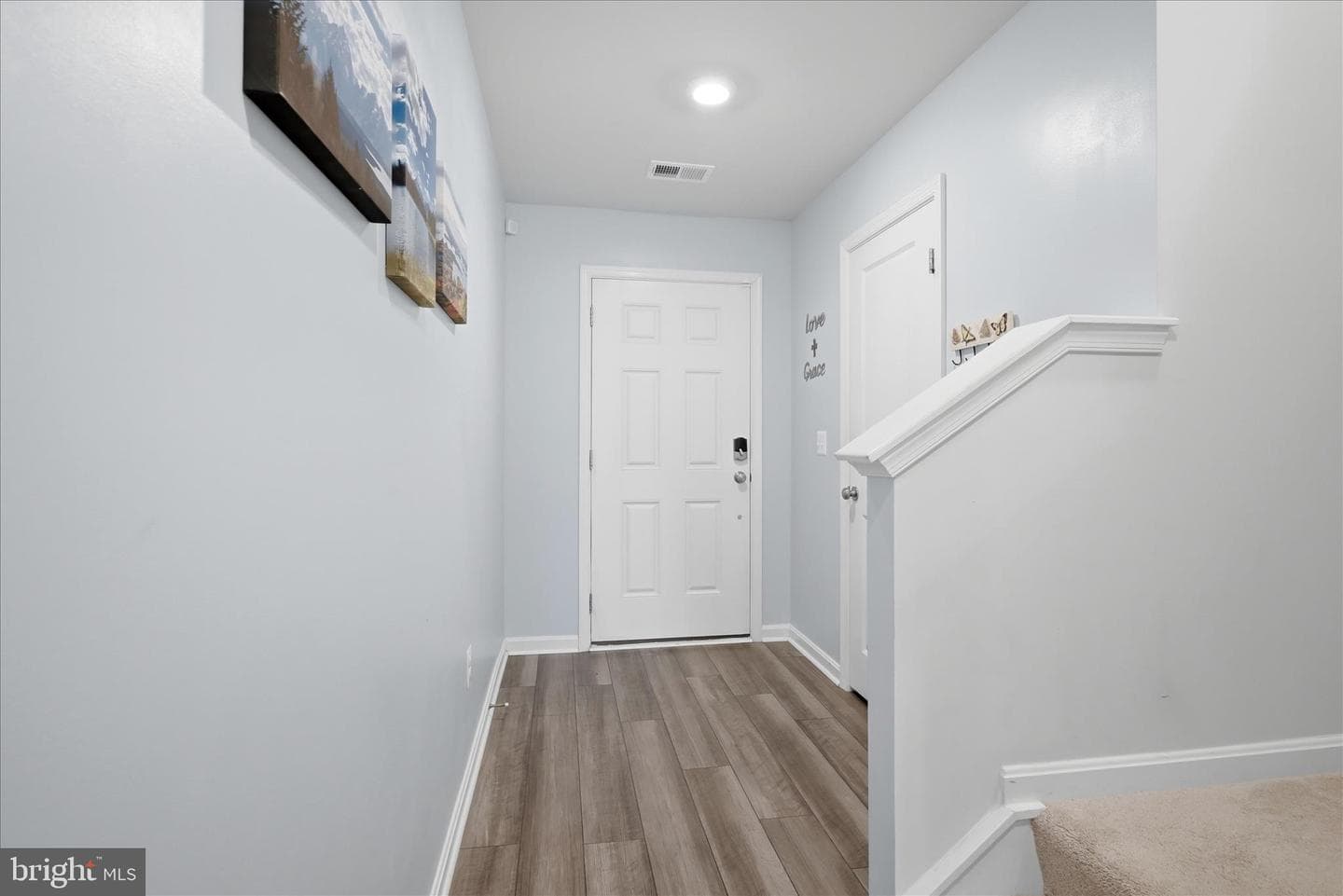 107 Tye Ct photo 3