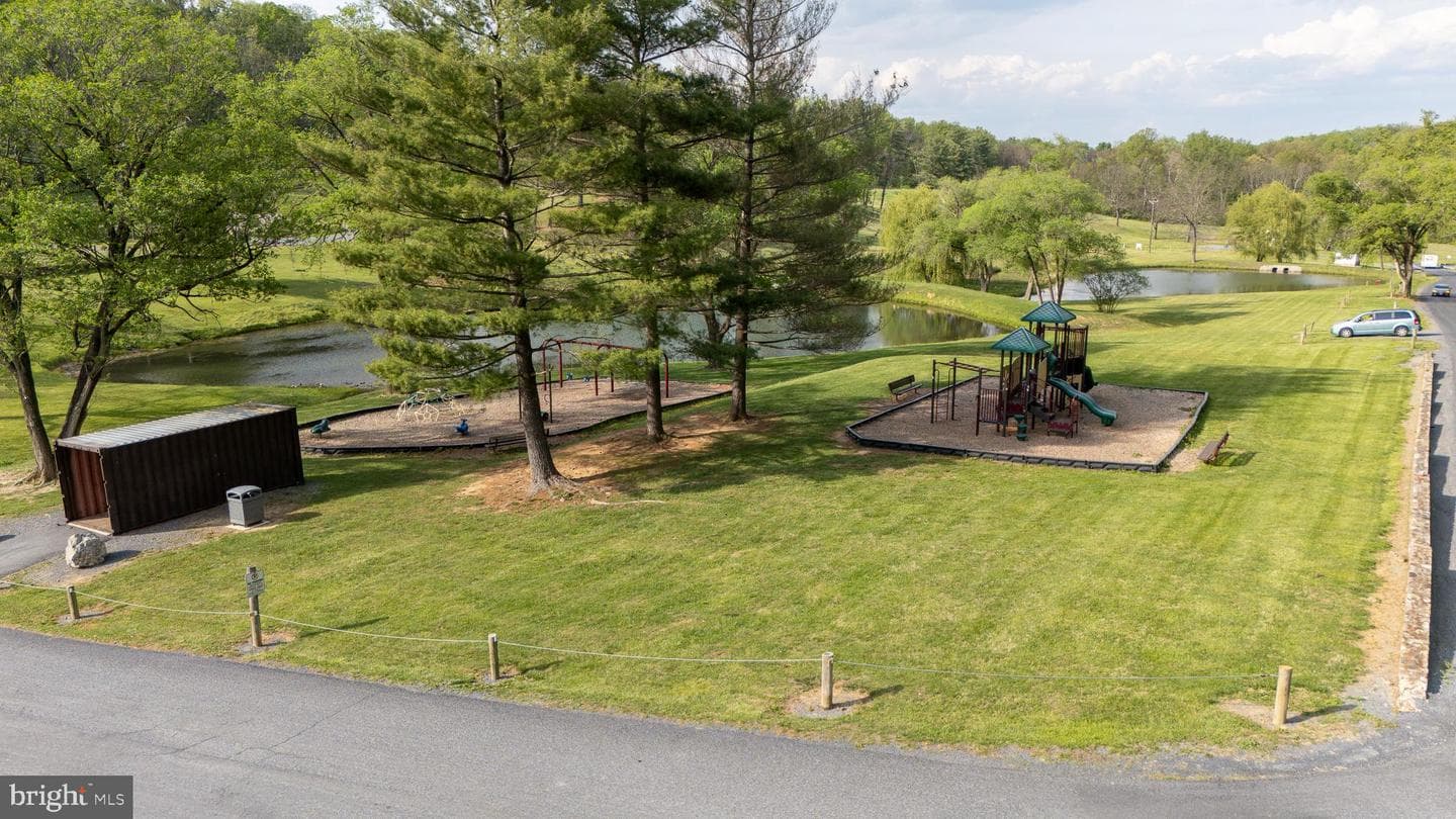 110 Red Fox Trl photo 27
