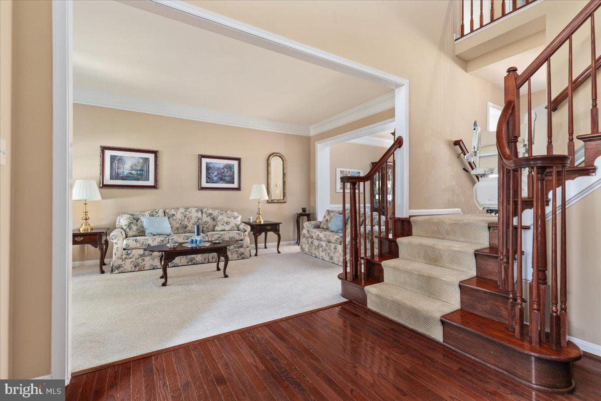 326 Morlyn Drive photo 16
