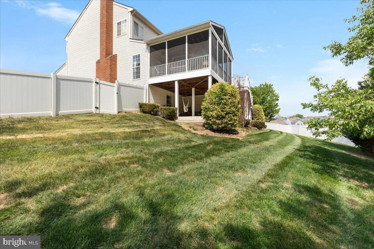 326 Morlyn Drive photo 45