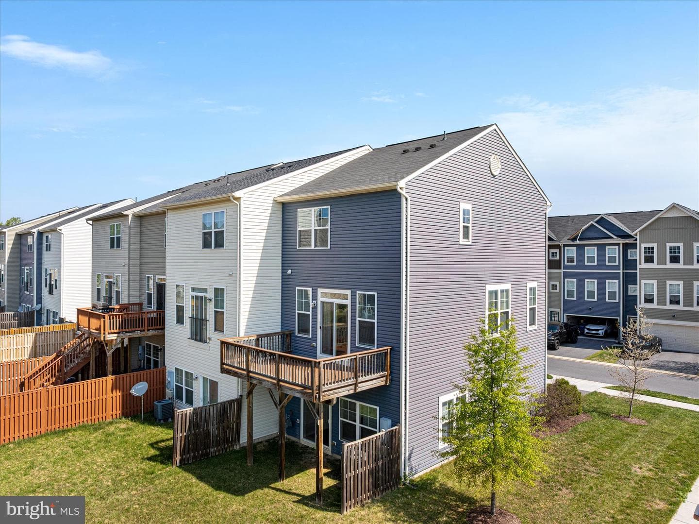 109 Splendor Garden Way photo 43
