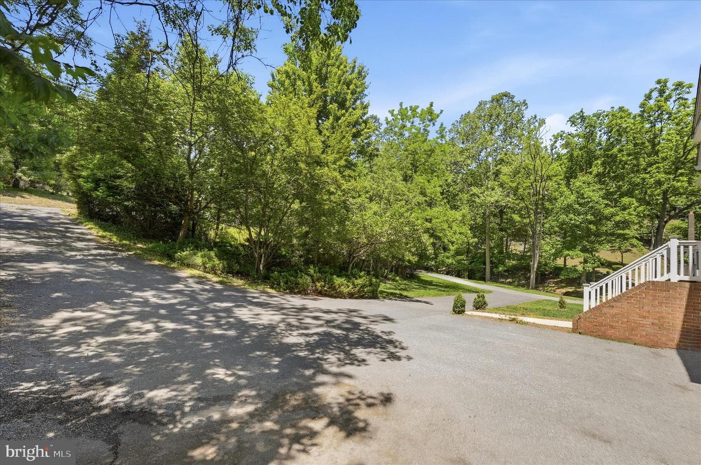 1201 Lakeview Drive photo 5