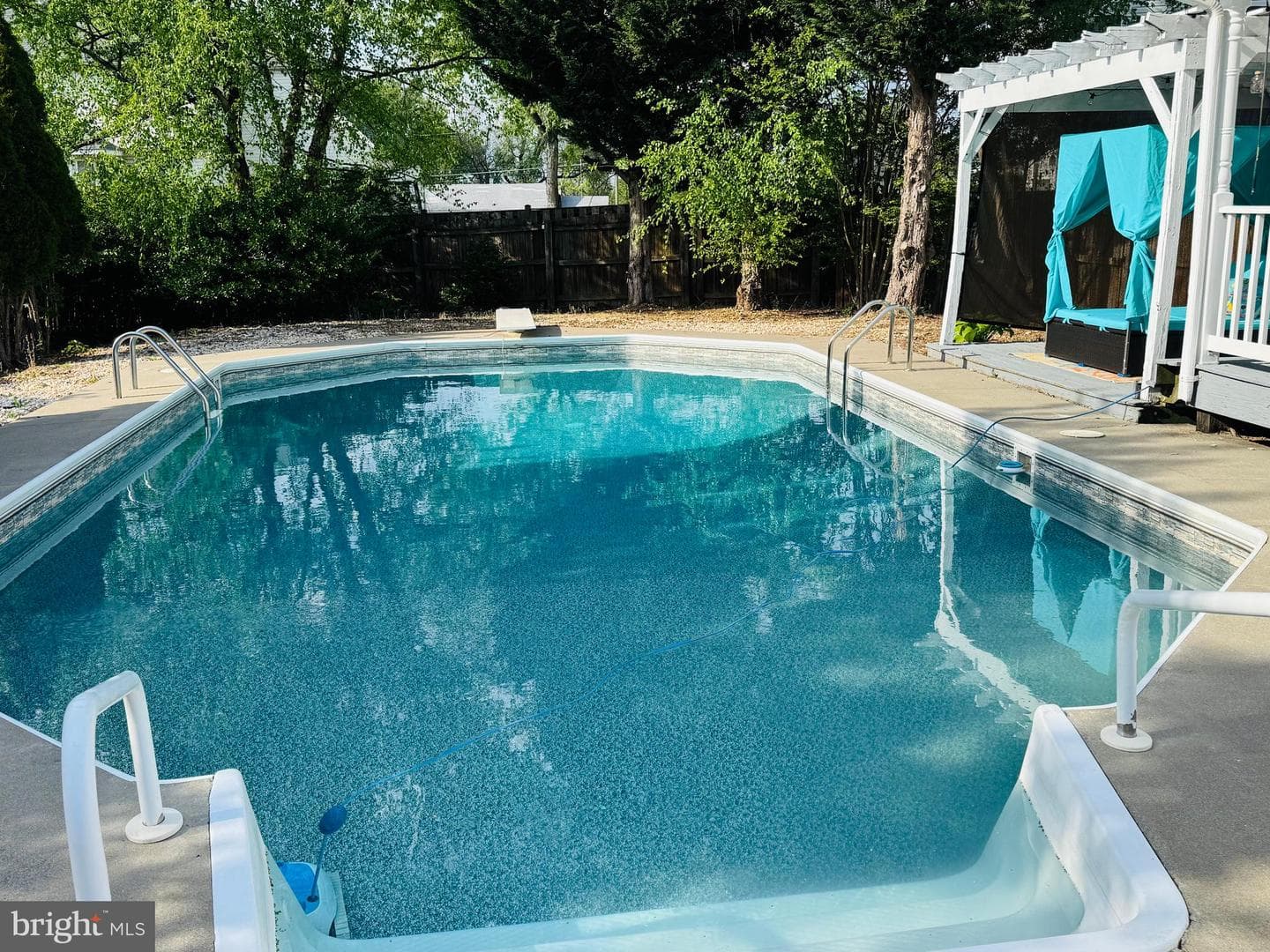 104 Fancy Court photo 3