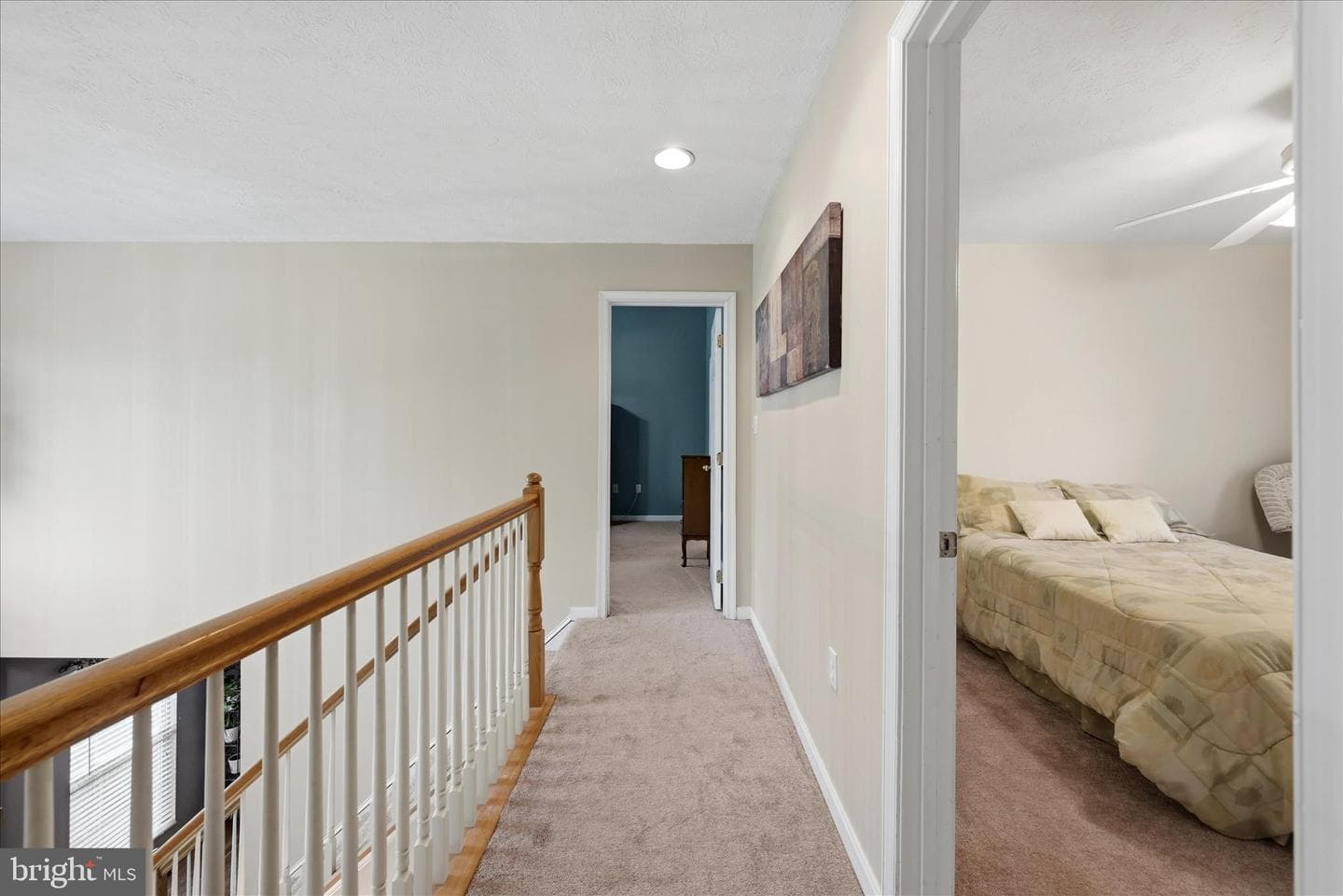 126 Churchill photo 33