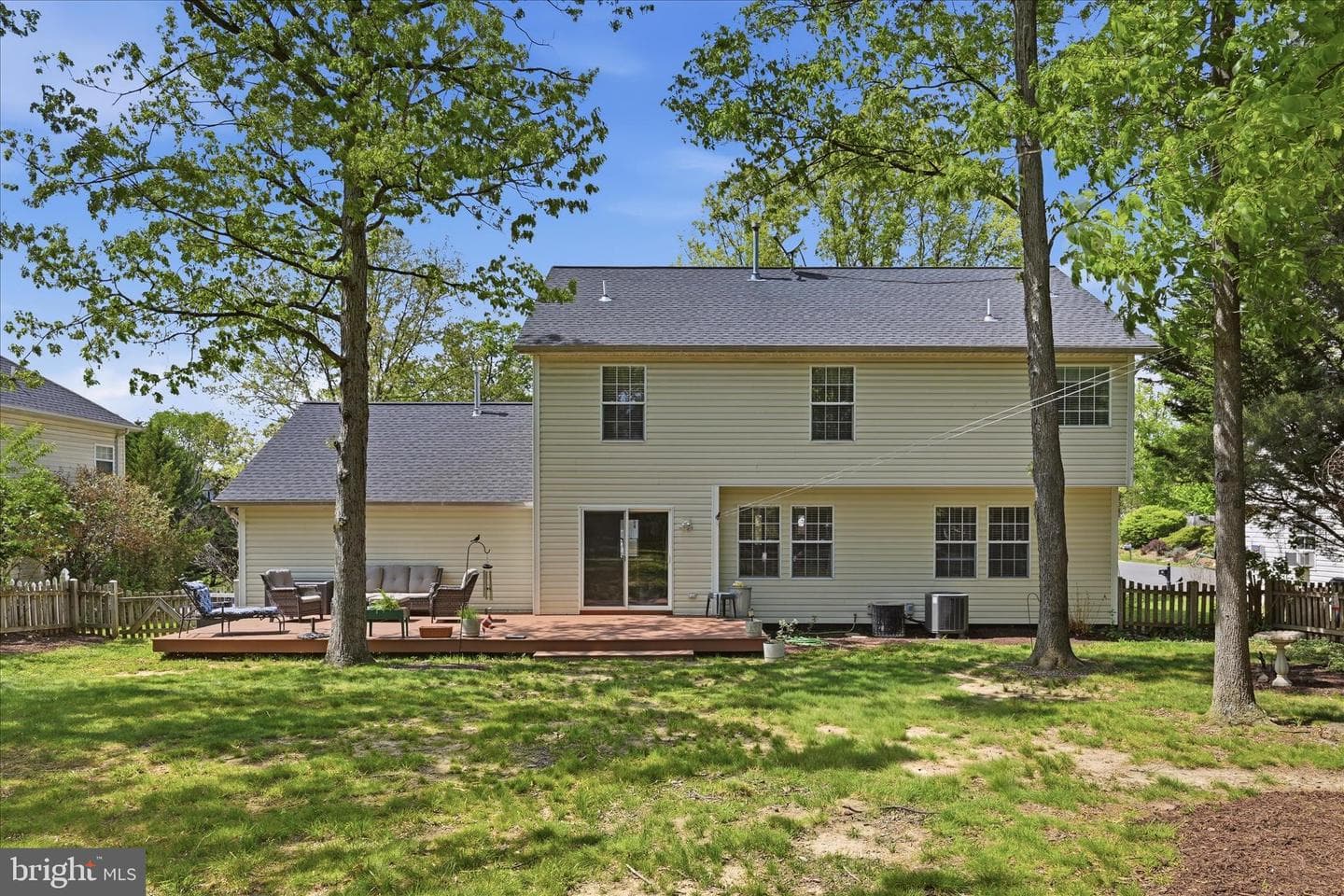 126 Churchill photo 39
