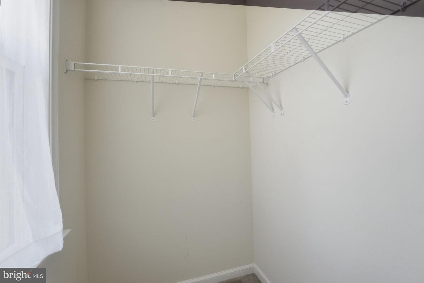 109 Goshen photo 31