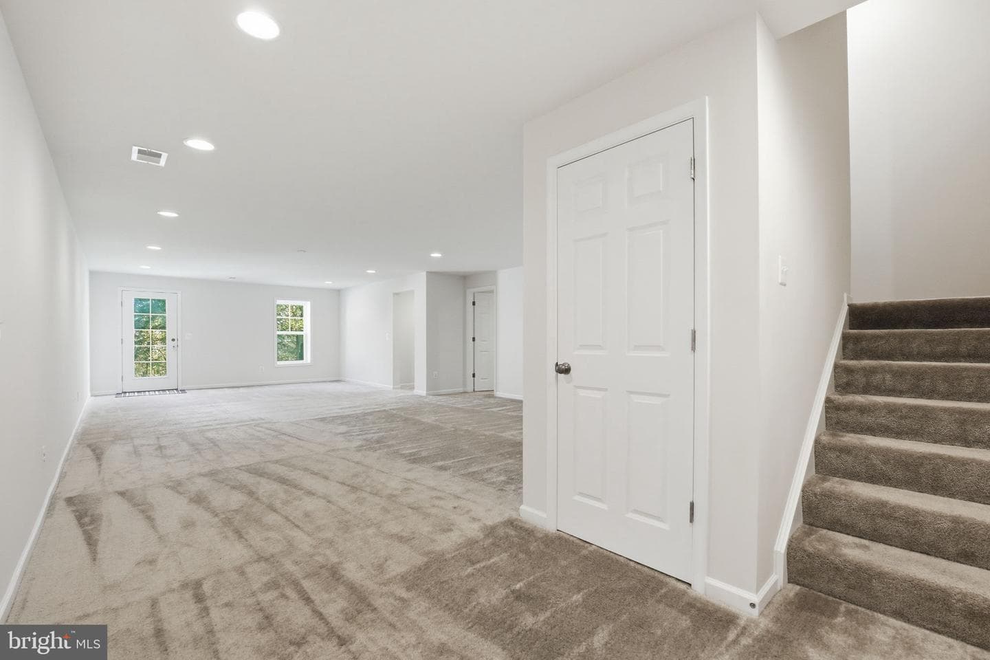 109 Goshen photo 42