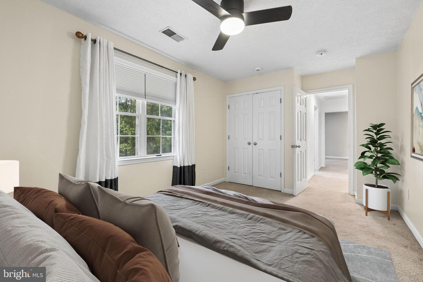 102 Fortress Drive photo 25