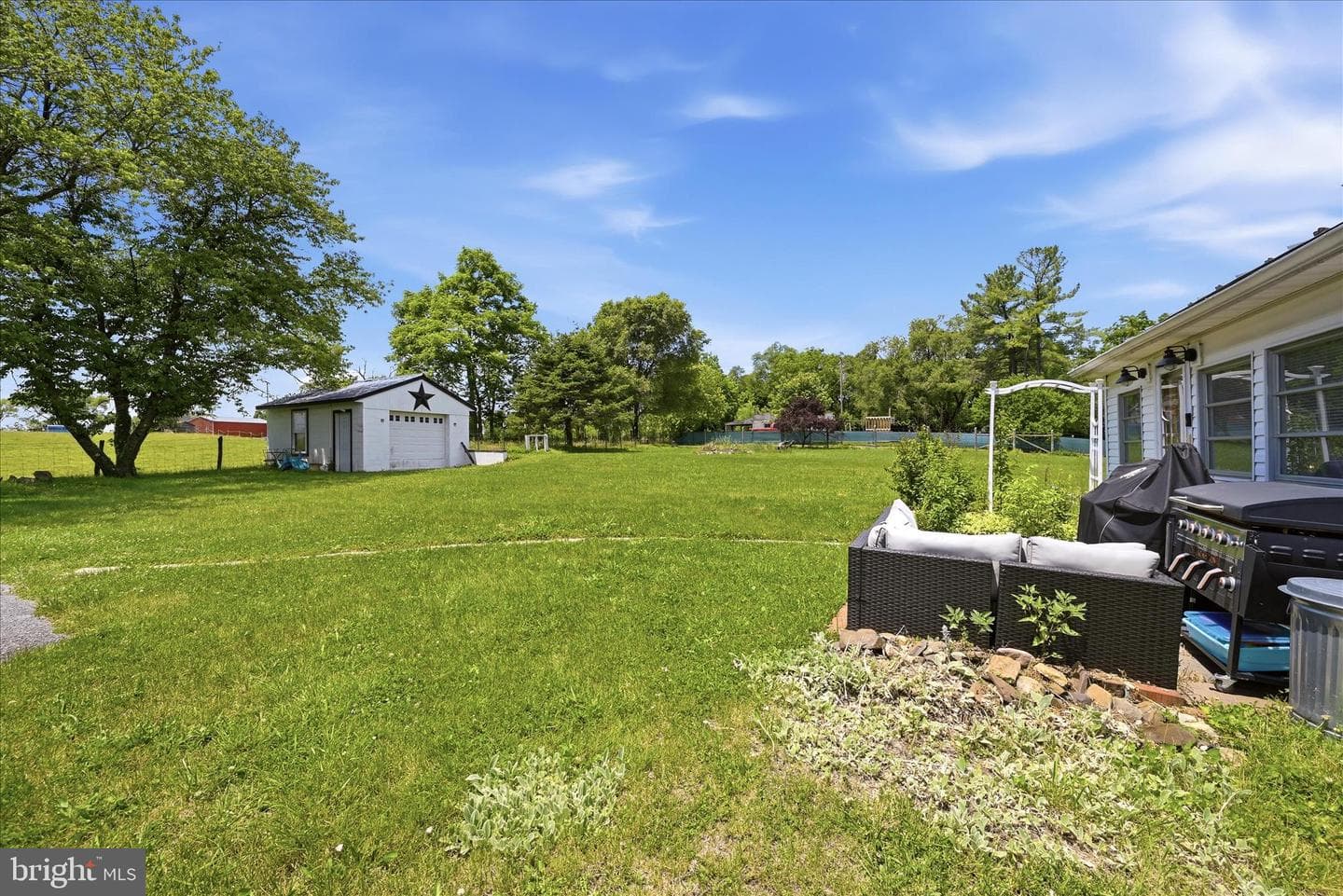 116 Country Lane photo 36