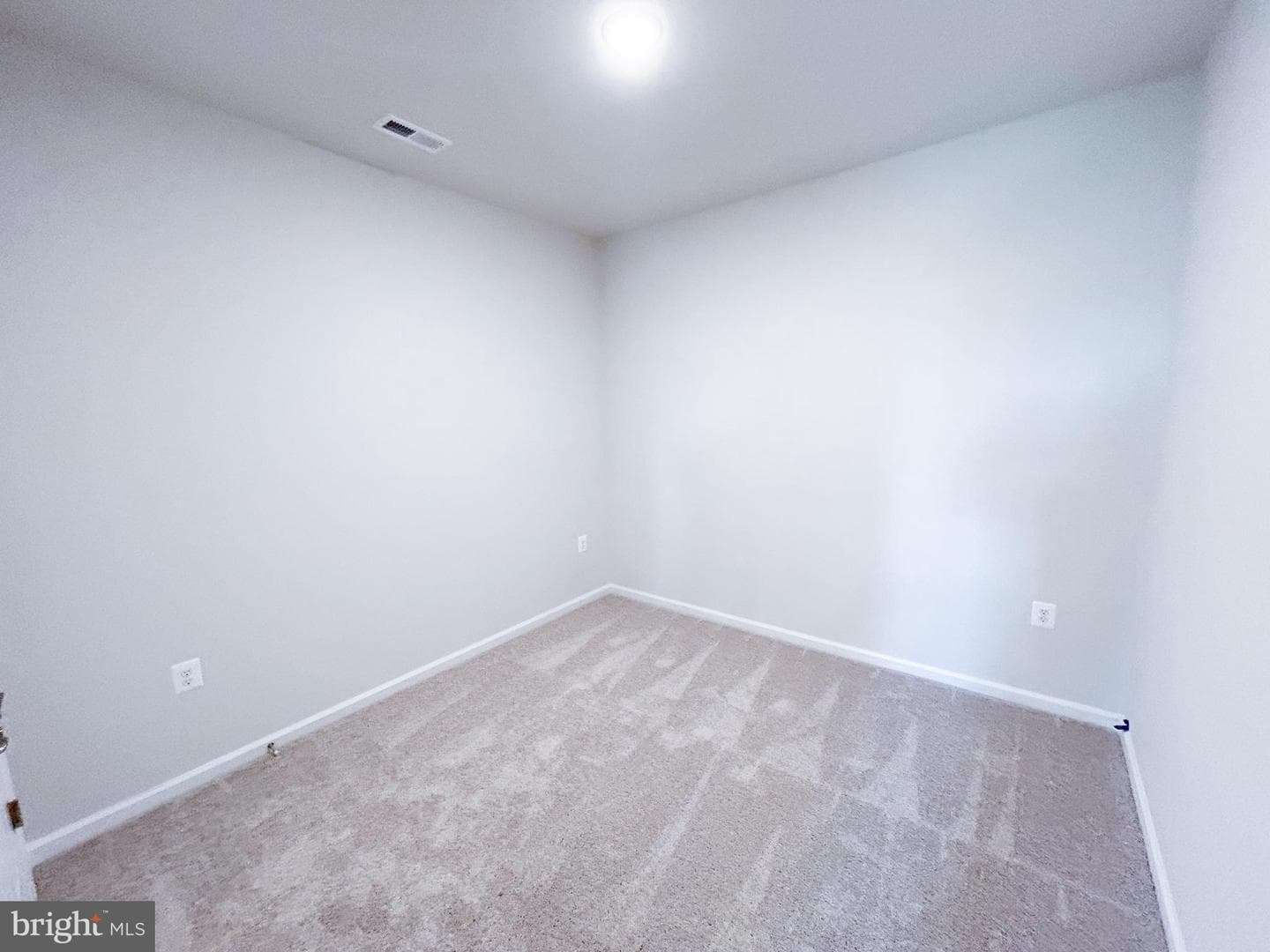 111 Heirloom Way photo 17