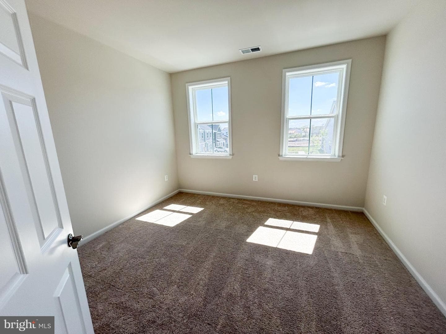 111 Heirloom Way photo 19