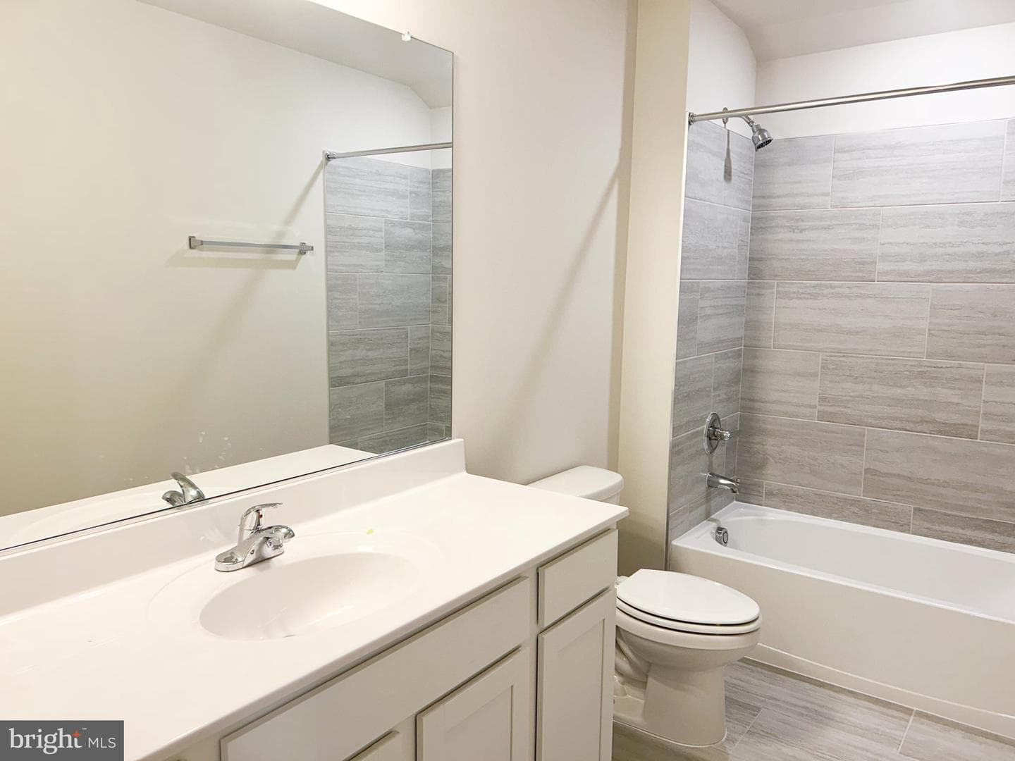 108 Zinnia Lane photo 16