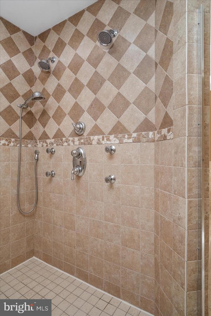 106 Doolin Avenue photo 30