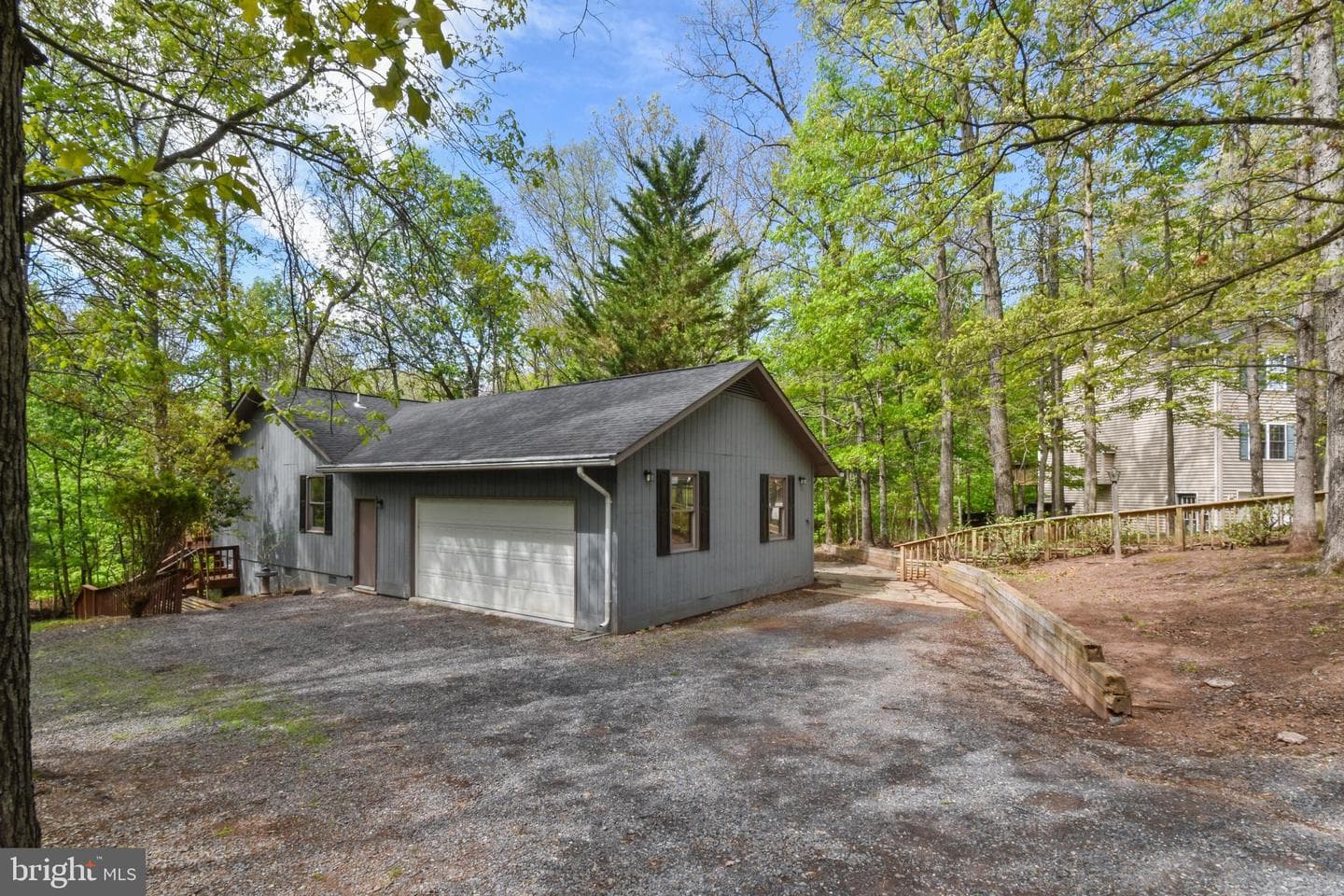 102 Northwood Circle