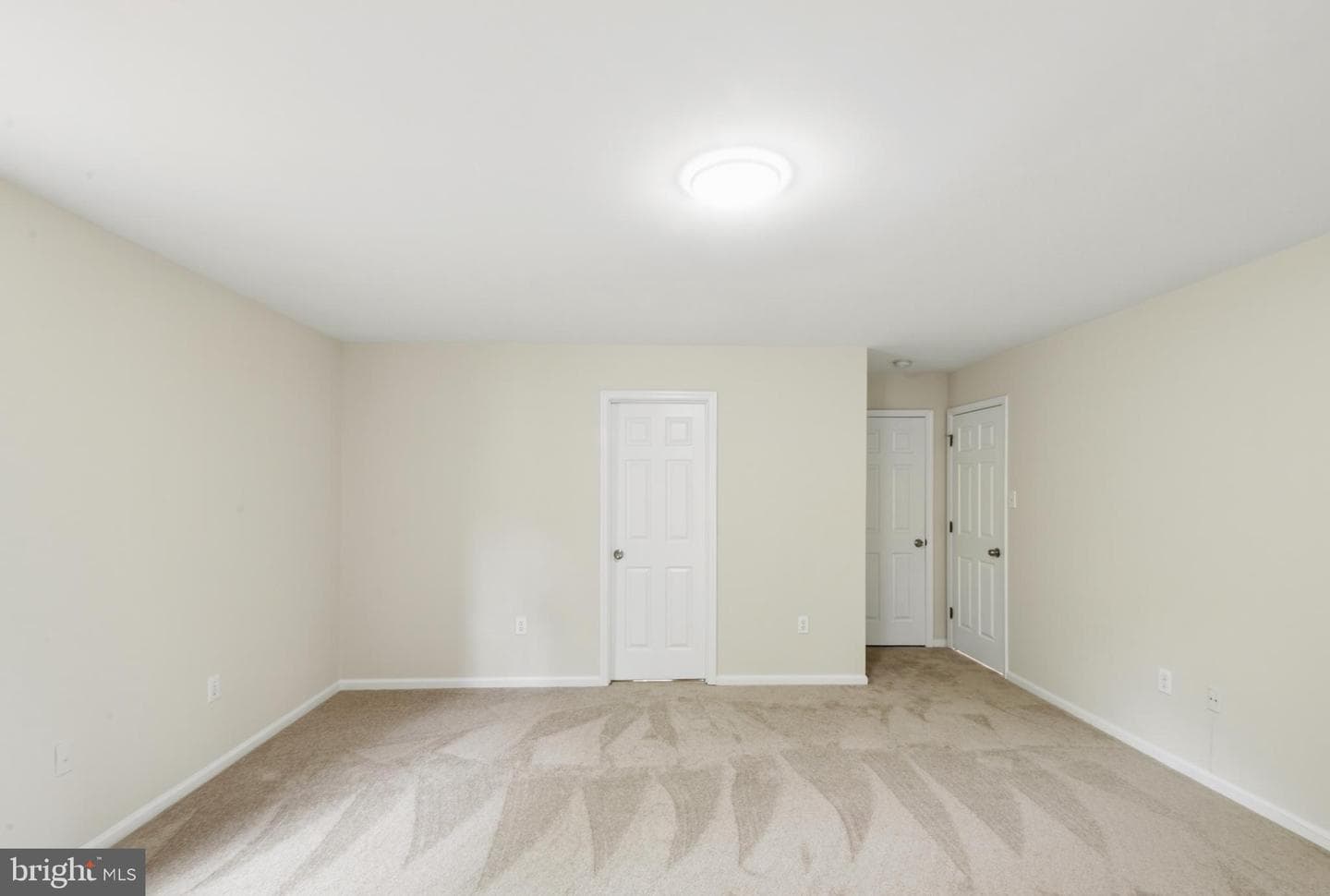 102 Northwood Circle photo 16