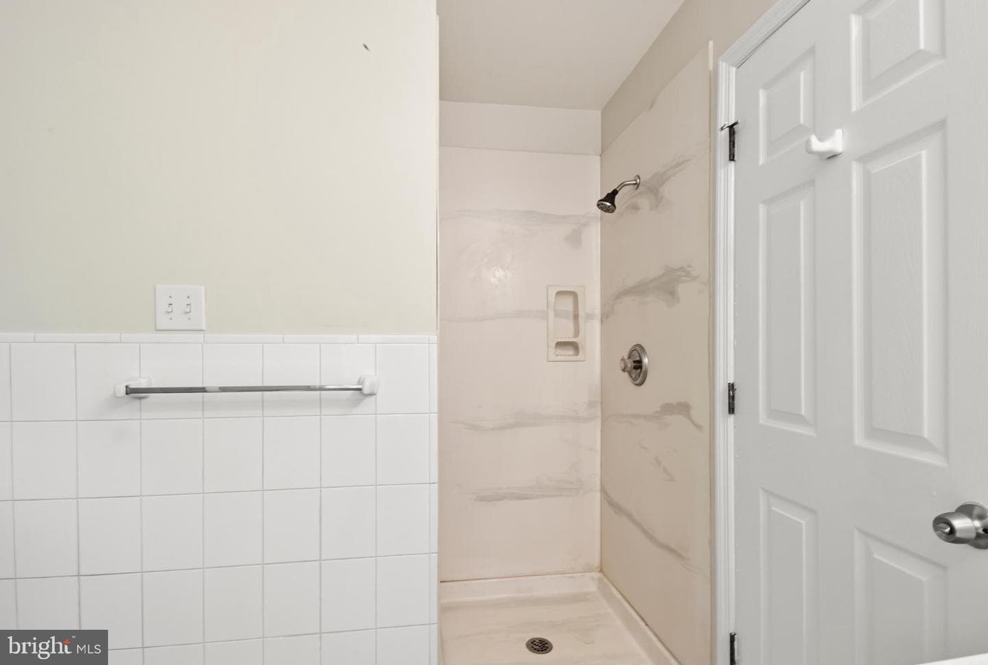 102 Northwood Circle photo 25