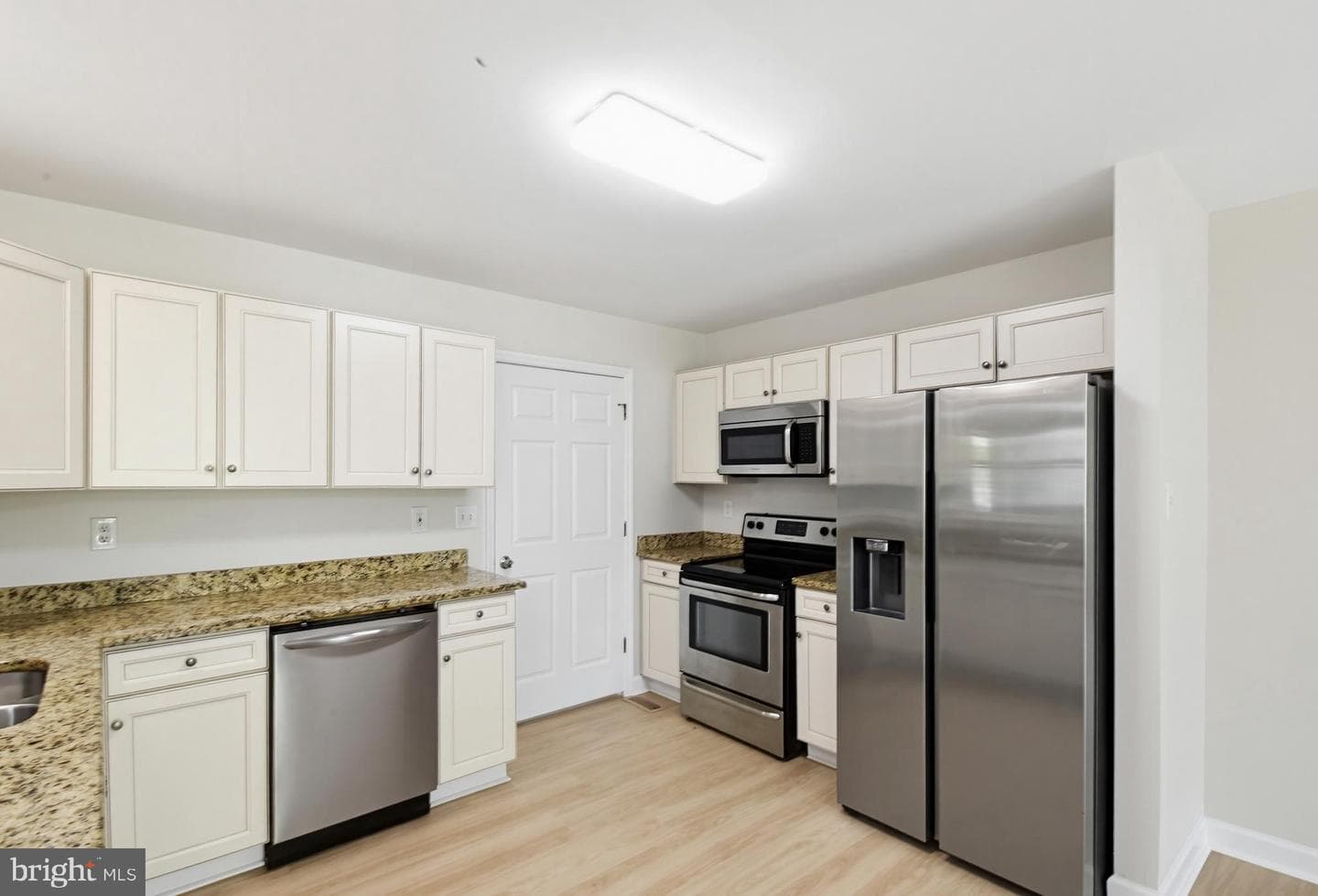 102 Northwood Circle photo 8